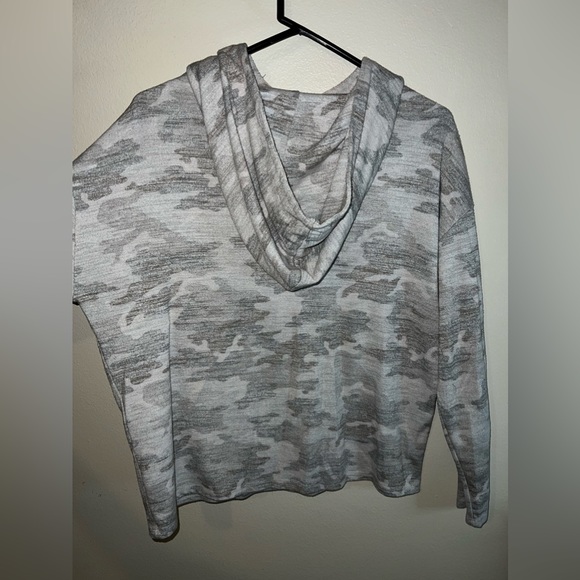 Camo pullover - Picture 2 of 4